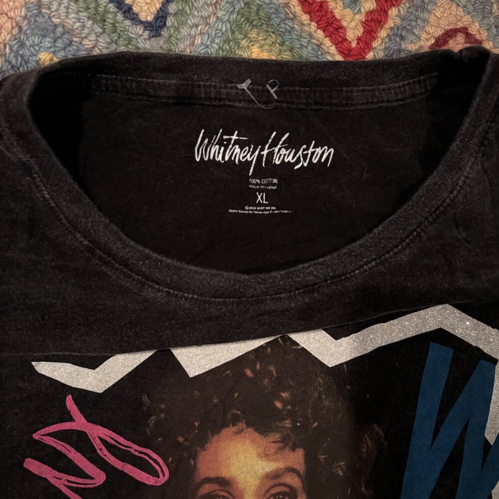 Whitney Houston Brand XL Dark Gray T-Shirt - Picture 3 of 3